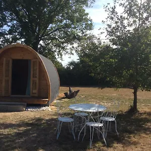 pod-des-deux-chenes.hotels-rhonealpes.com/